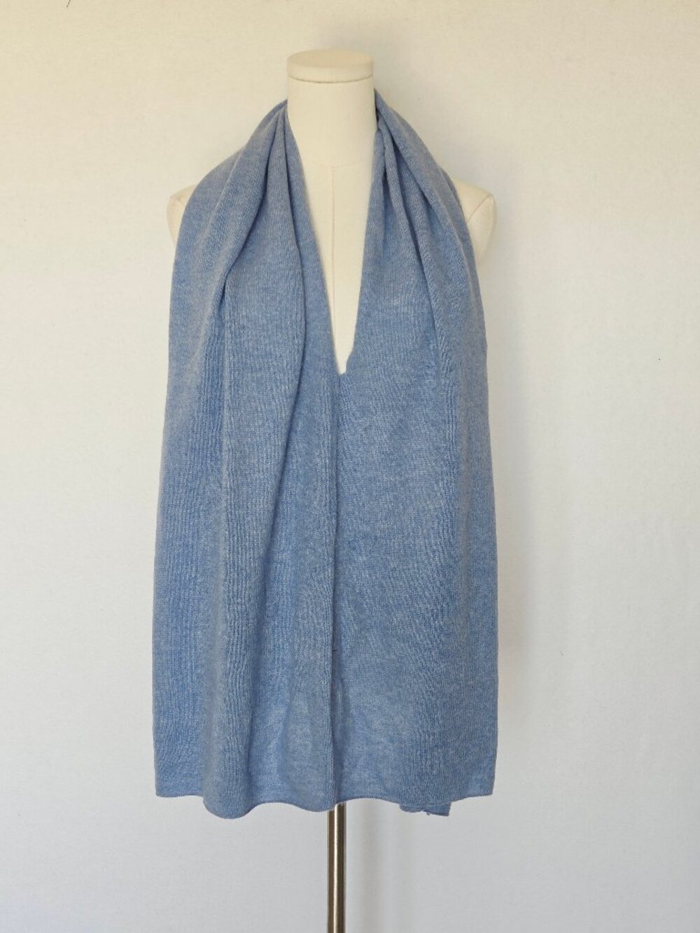 In 2 by In Cashmere Wrap Scarf 100% Cashmere Soft Knit Blue